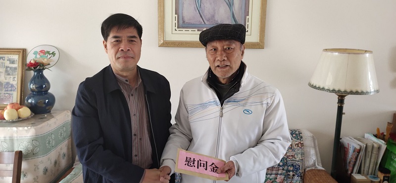 胡英清校长慰问彭学增老师