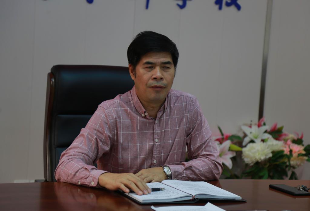胡英清校长就我校编制“十四五”规划作出指示